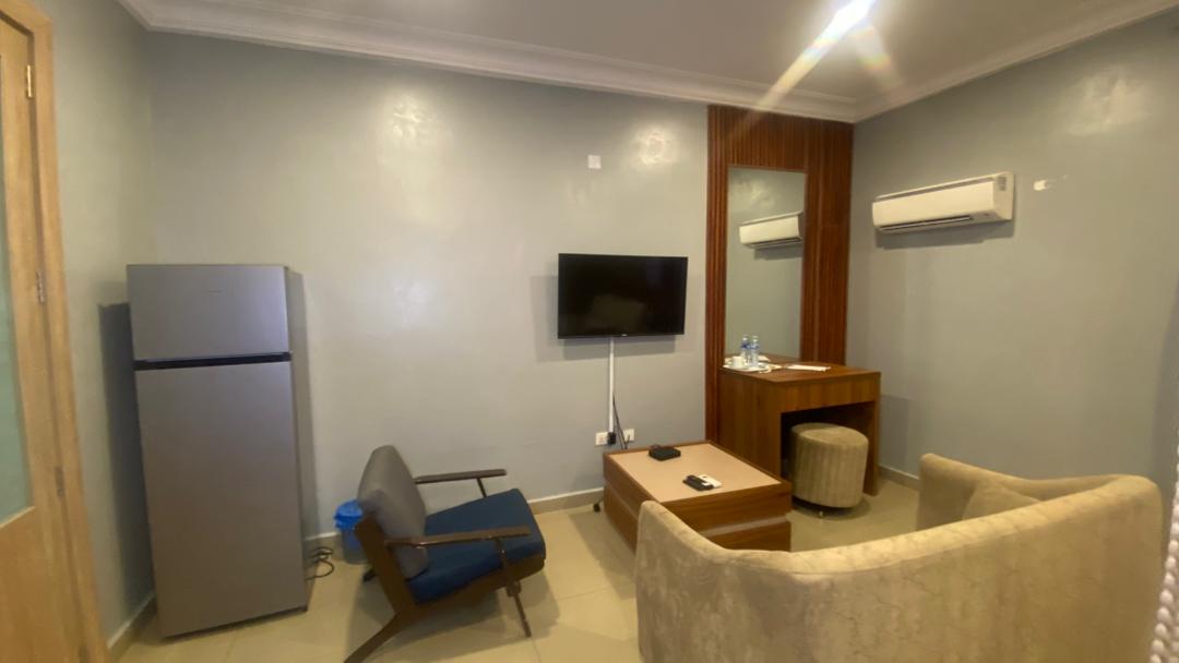 Yellow Wood Room photo 2