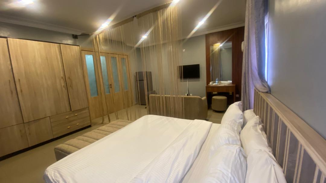 Yellow Wood Room photo 3